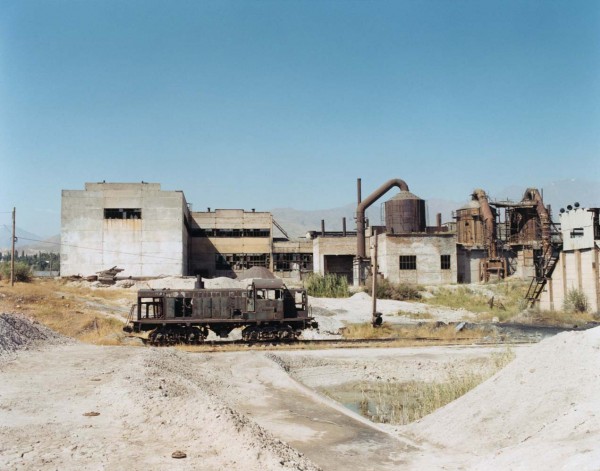 Цементная фабрика в шахтерском городе Ангрен. 16 августа 2002 года