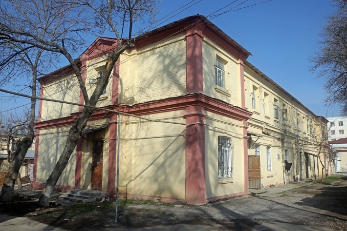 Дома бывшего военного городка в Ташкенте. Январь, 2019