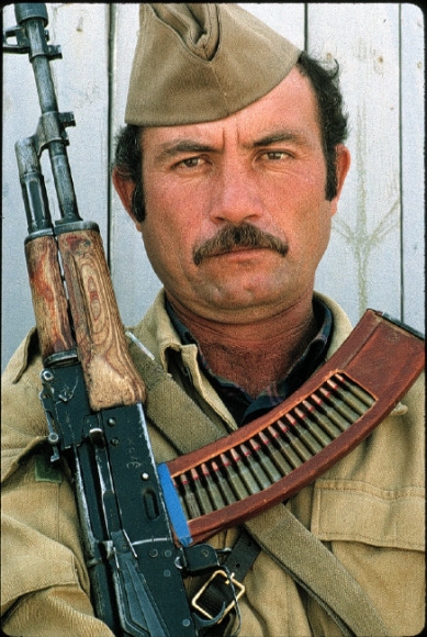 Таджикистан, 1993. Проправительственный ополченец