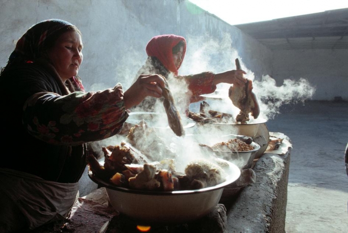 На рынке возле Ташкента, 1992